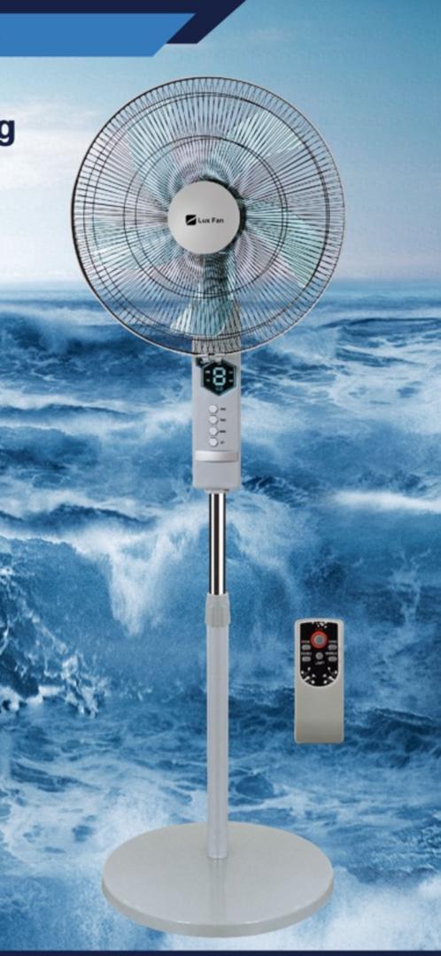 Ventilateur Continental 18 Pouces Gris Vert avec Télécommande – Puissant et Oscillant